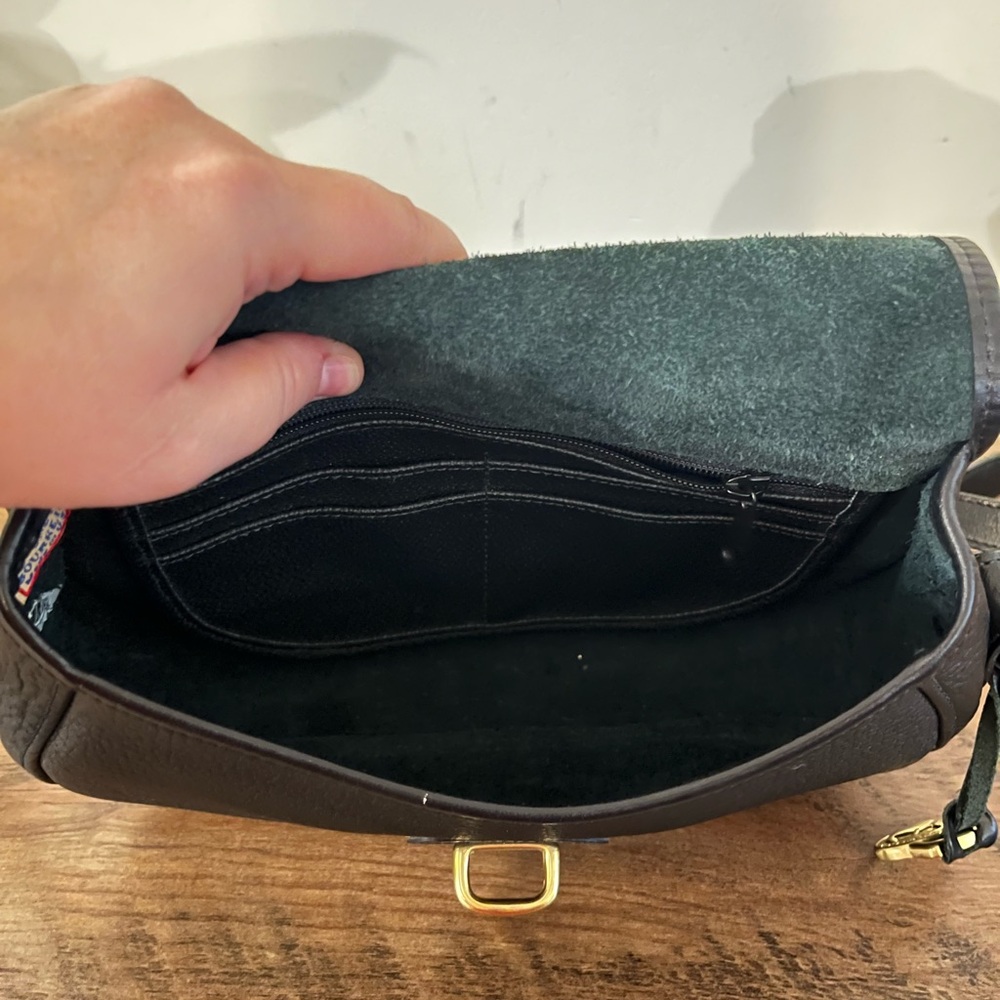 Dooney & Bourke Vintage Black Leather Crossbody Bag with Strap - Picture 6 of 7
